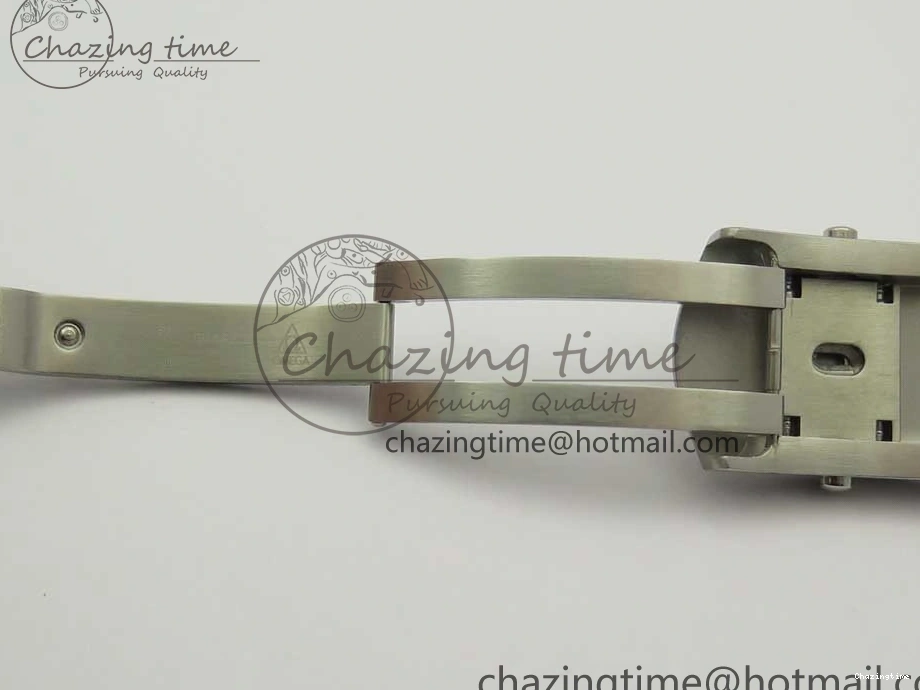 0318 WaterResistant Speedmaster SS Sapphire Crystal Panda White Black Dial on SS Bracelet Manual Winding Chrono Movement 7956